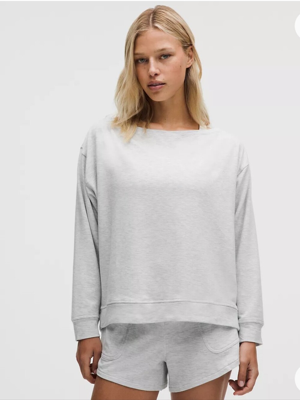 Heathered Light Grey Women's Crewneck Sweatshirt - NWT